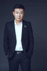 -维多利亚婚纱摄影