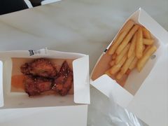 -必胜客(尹山湖歌林公园店)