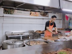 自助取餐区-阁瑞居闫记卤煮(乔庄北街店)