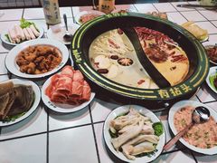 -有拈头成都市井火锅(柳市店)
