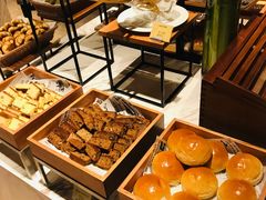 -中航泊悦酒店·云庭咖啡厅(虹桥机场T2店)