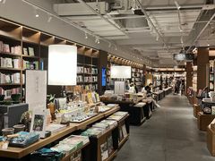 -茑屋书店(天目里店)