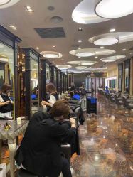 -八佰伴8008星级形象店