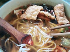 -陈记柳州螺蛳粉(大坪店)