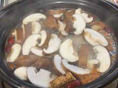 -濠轩阁特色生蚝火锅(水湾路店)