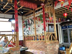 大堂-缘福乡村铁锅炖民宿(八达岭店)