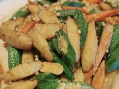 -靠山屯东北农家菜(八龙桥雅苑店)