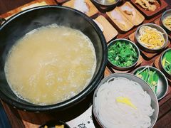 -银米·云南传统过桥米线(双廊黑金冠店)