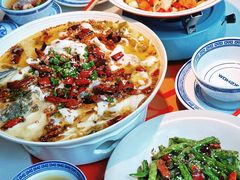 -禄鼎记·排队俩小时都要吃的酸菜鱼(石牌桥店)