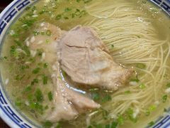 枫镇大肉面（汤面肉）-同得兴 Since·1995 传统苏式面馆(嘉馀坊店)