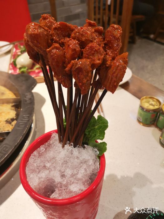 朝天嘴棒棒鲜品老火锅(江与城店)秘制小郡肝图片