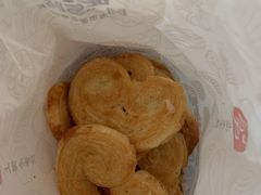 纯奶中蝴蝶酥-上海哈尔滨食品厂(淮海中路店)