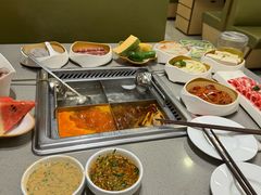 -海底捞火锅(旭辉MALL店)