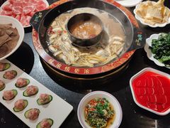 -三江两海老火锅(北京首店)