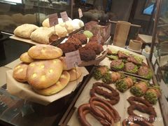 -RUXU入续糖水铺与包(卓悦中心店)
