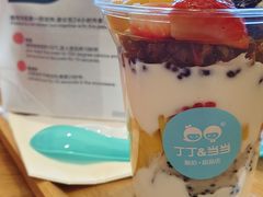 -丁丁&当当牦牛酸奶·酥油面包(官门口店)