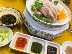 草原手把肉-德乐海蒙餐