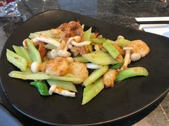 -港丽餐厅(高德置地店)