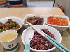 -老乡鸡(上海巴黎春天浦建店)