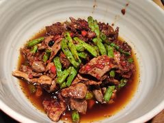 碾辣椒炒肉-吃饭皇帝大土家民族菜(正大广场店)