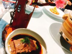 -巴国布衣(新豪天地店)