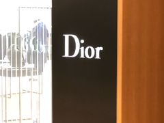 -DIOR迪奥(德基广场女装店)