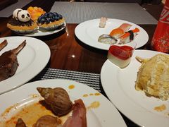 -广州万富希尔顿酒店·感趣自助餐厅·金秋蟹宴生蚝海鲜刺身