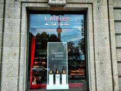 门面-L'ATELIER de Joel Robuchon(外滩18号店)
