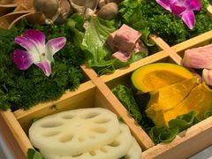 漂亮九宫格-俏牛哥鲜牛肉牛肆馆(重庆天地店)