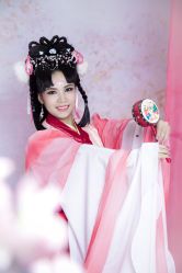 -九月鹰飞汉服摄影工作室