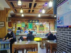 -伊穆祥牛肉面总店·清真