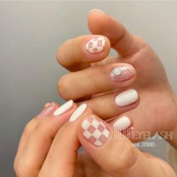-吉吉靓甲美睫