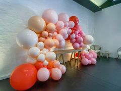 -FLOVIE FLORIST CAFE