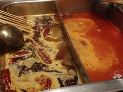 -百年川椒重庆老火锅(光谷店)