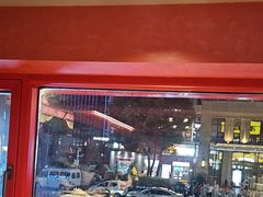 -何师傅美蛙鱼头(汉街店)