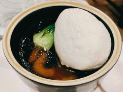 松茸炖鸡孚-萬國春·中菜馆(颐和公馆店)