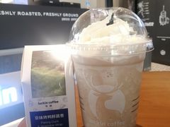 京味烤鸭鲜蔬卷-瑞幸咖啡(GoGo新天地店)