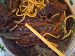 -小龙大肉面馆