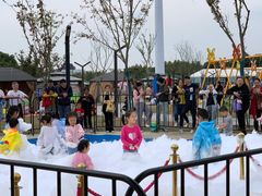 -季高兔窝窝亲子园(上海薰衣草公园店)