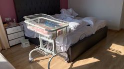 -海豚湾高端月子会所(黄浦店)