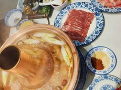 -一只羊·铜锅涮羊肉烧烤