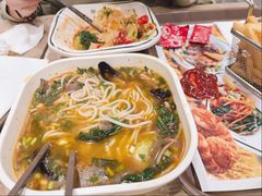 金汤酸菜肥肠米线-魏家凉皮(博水商务大厦店)