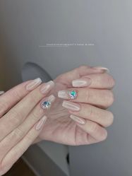 -DAZZLING BEAUTY美甲•美睫专门店