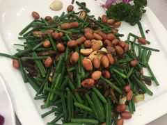 生坑鱼炒韭菜花-大欢喜饭店(江怡路店)