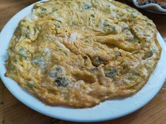 生蚝煎蛋-黄记四更烤乳猪店