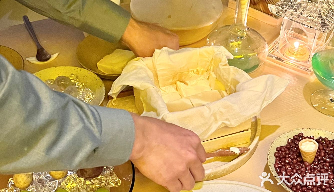 离海最近的中式新中式茶室，青岛“小曼哈顿” 
