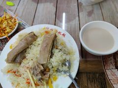 -特丰抓饭(莱茵庄园店)