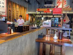 -李犟大爆鳝面·手工蟹黄包(湖滨西湖店)