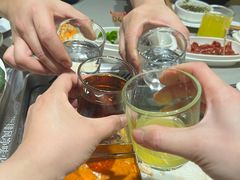 -海底捞火锅(曹安公路店)