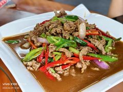 尖椒牛肉-农夫人家餐饮